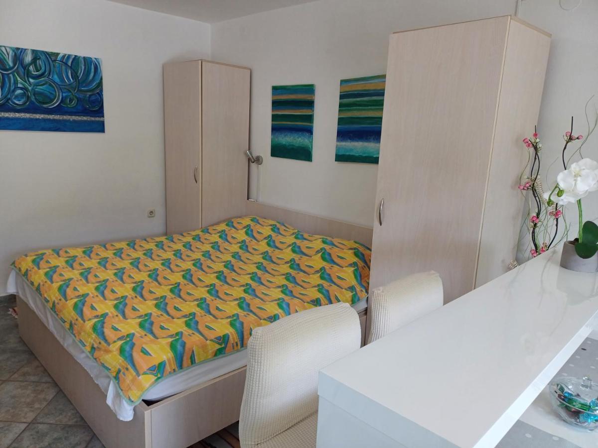 Apartments Lana Pula Eksteriør bilde